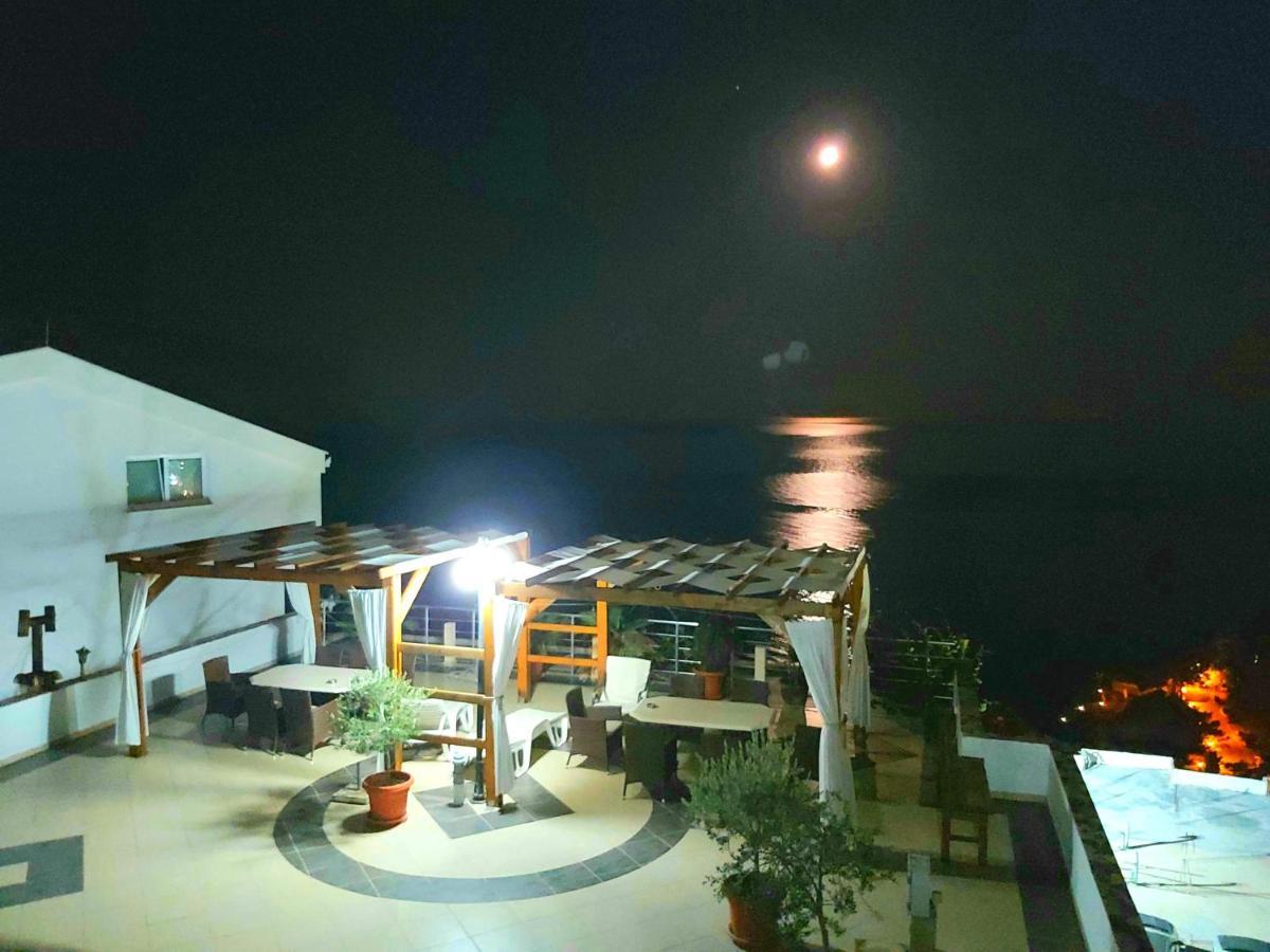 Sun Apartments Улцин Екстериор снимка