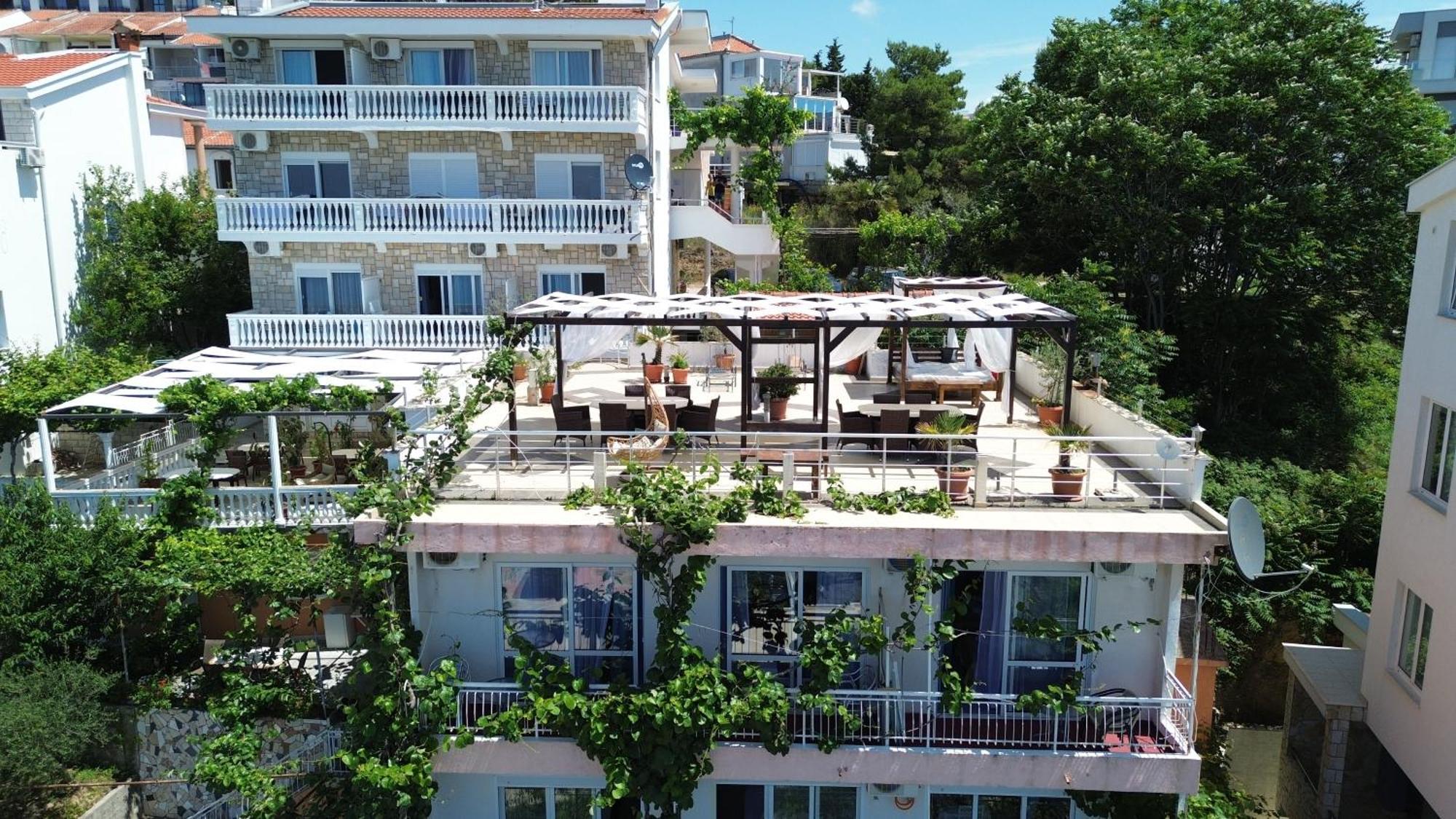 Sun Apartments Улцин Екстериор снимка
