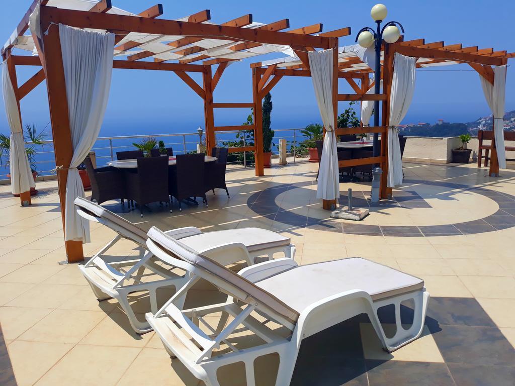 Sun Apartments Улцин Екстериор снимка